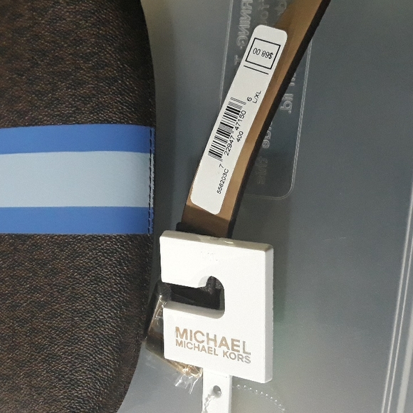 MICHAEL KORS BELT WALLET Size L/XL NWT. - Picture 9 of 9